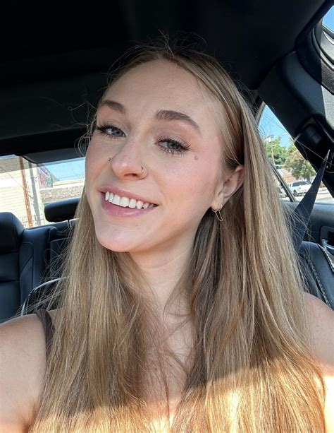 The absolute best : r/AngelYoungs .
